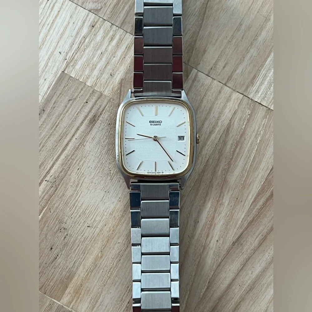 Seiko Gold Plated Rare Vintage Dress Watch White Dial Stainless Bracelet Date
